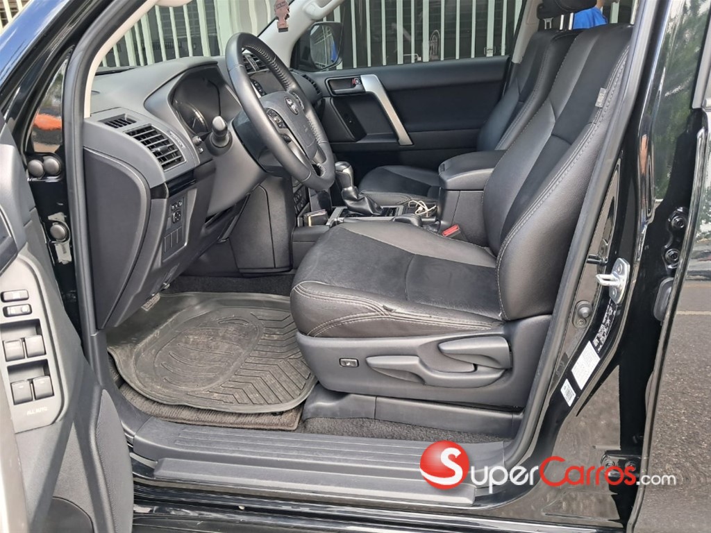 2024 Toyota Land Cruiser Prado TXL — foto 7 / 11