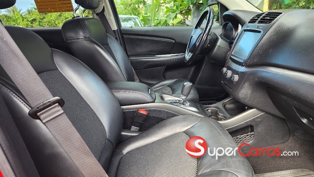 2020 Dodge Journey Crossroad — foto 7 / 12