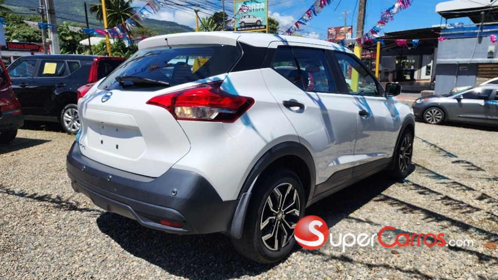 2020 Nissan Kicks — foto 4 / 12