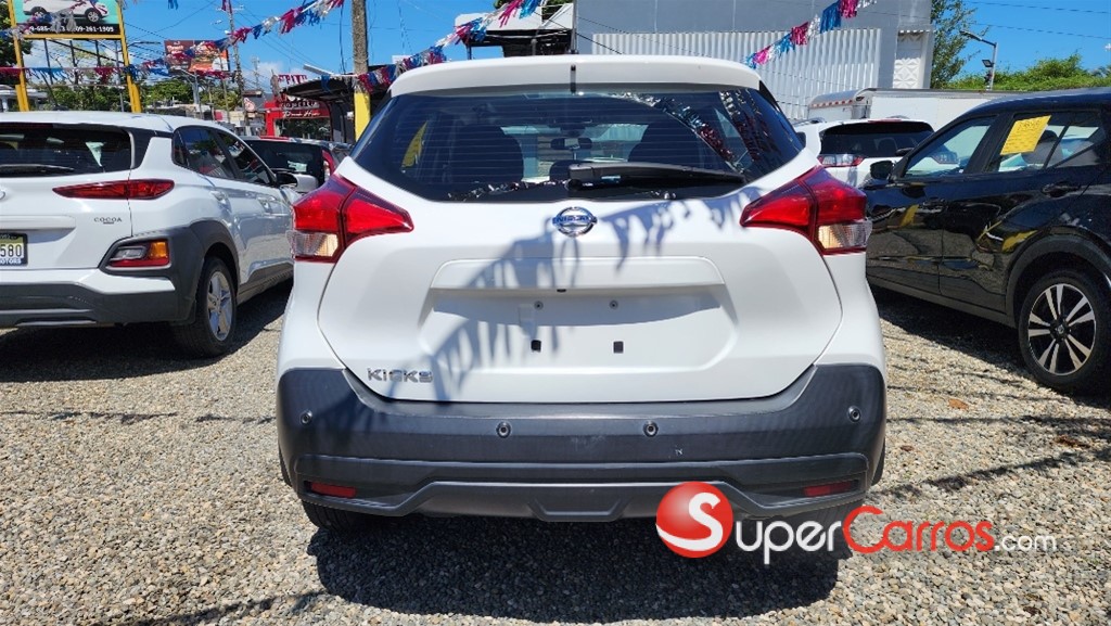 2020 Nissan Kicks — foto 5 / 12