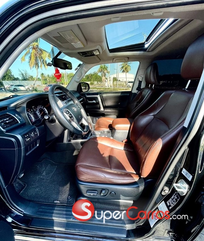 2019 Toyota 4 Runner Limited — foto 2 / 12