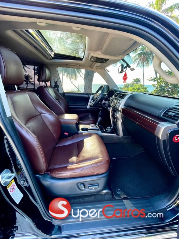 2019 Toyota 4 Runner Limited — foto 6 / 12