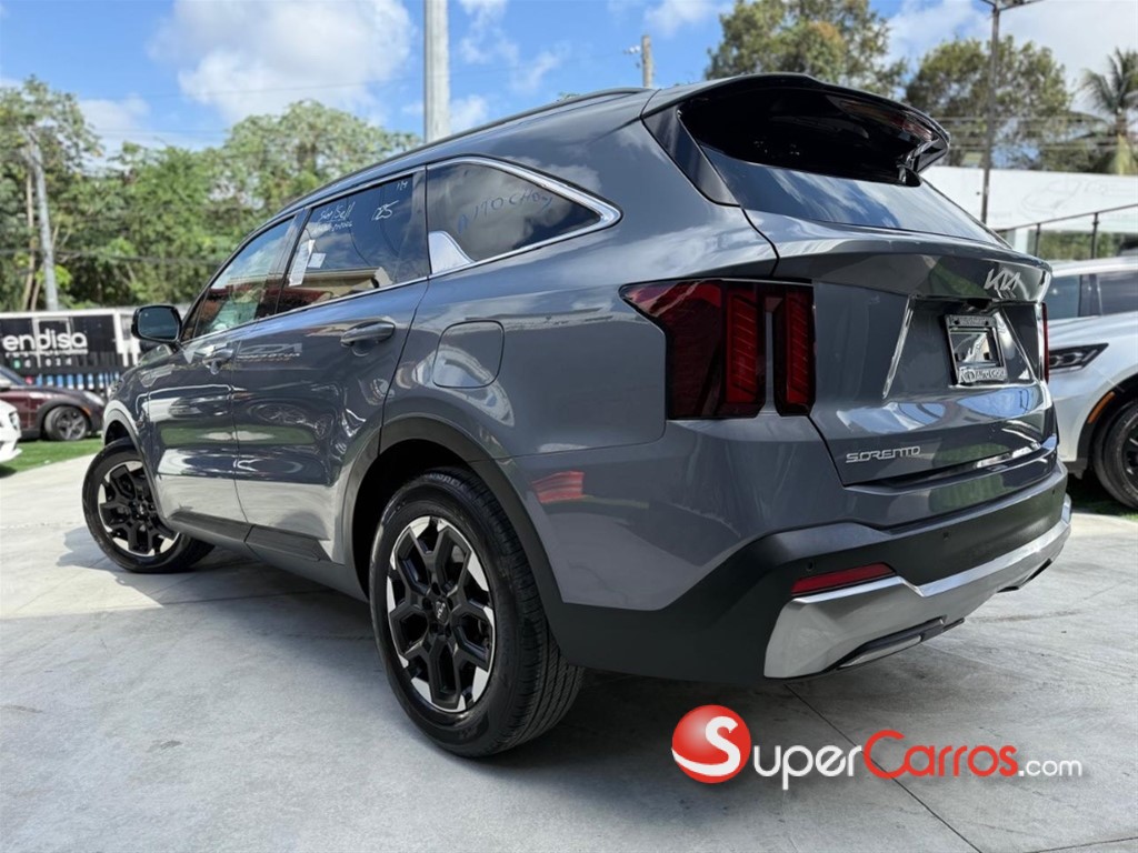 2024 Kia Sorento S — foto 2 / 11