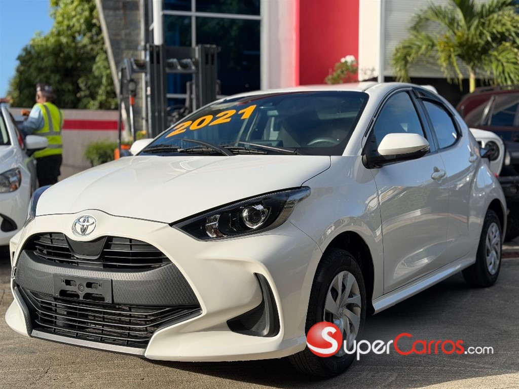 2021 Toyota Yaris — foto 2 / 12
