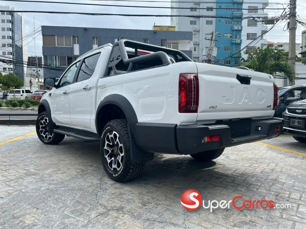 2027 Jac T9 — foto 11 / 12