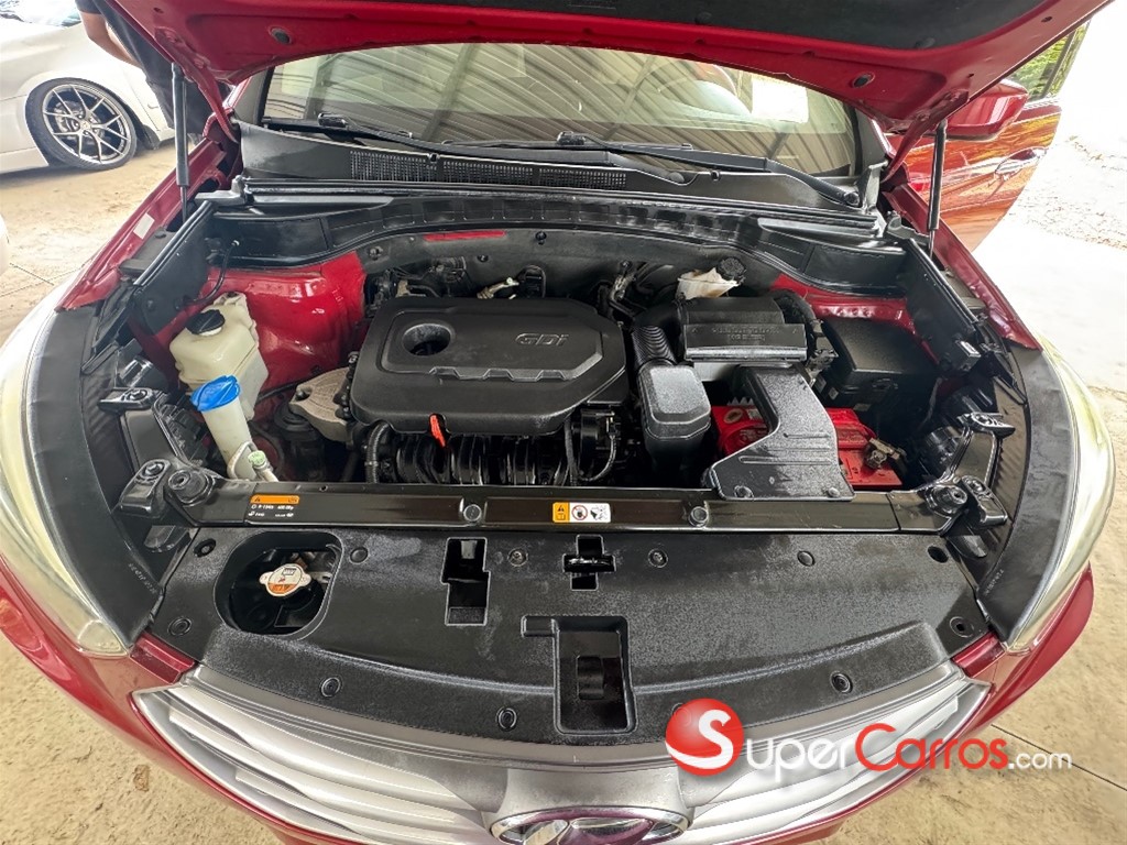 2017 Hyundai Santa Fe — foto 6 / 10