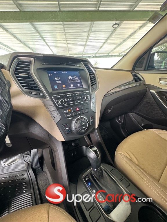 2017 Hyundai Santa Fe — foto 10 / 10