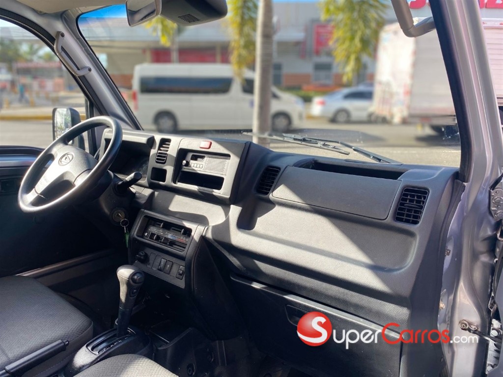 2020 Daihatsu Hijet — foto 2 / 9
