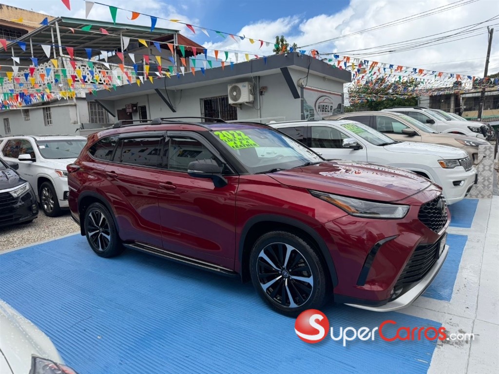 2022 Toyota Highlander XSE — foto 2 / 12