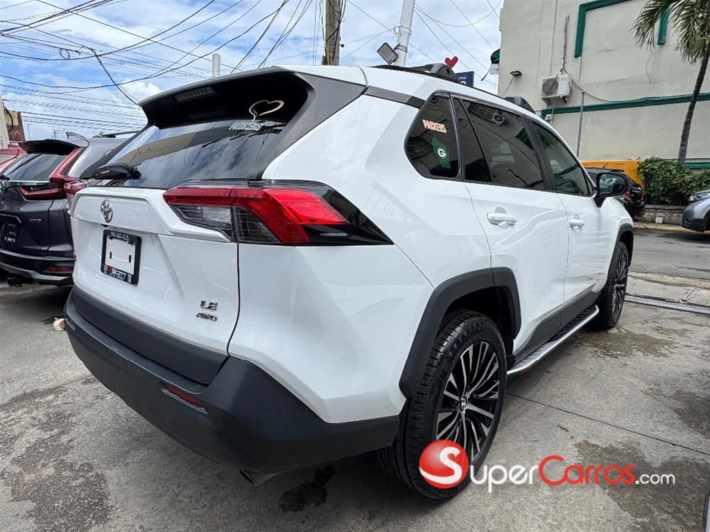 2020 Toyota RAV4 LE PLUS — foto 2 / 12
