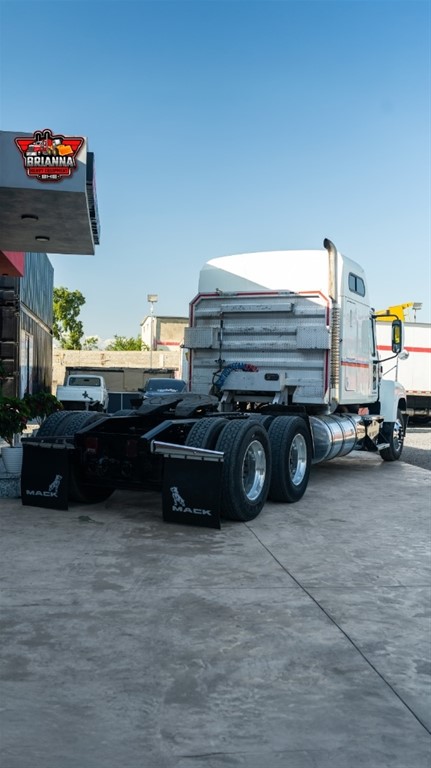 2011 Mack CH — foto 4 / 8