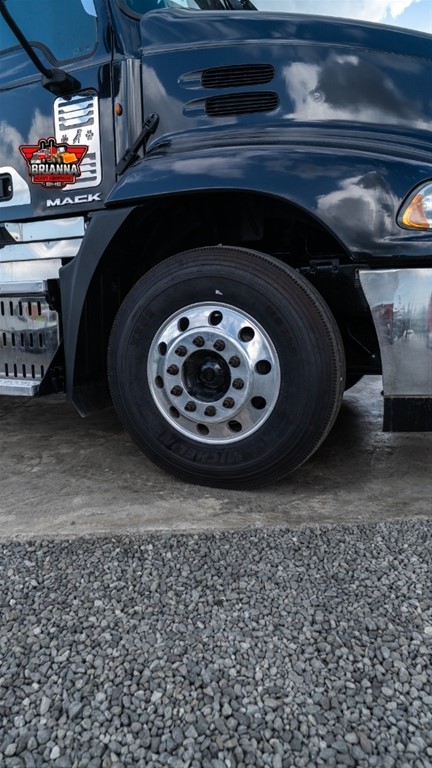 2012 Mack Pinnacle — foto 2 / 7