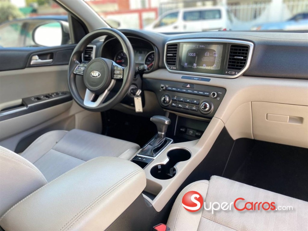 2021 Kia Sportage LX — foto 3 / 12