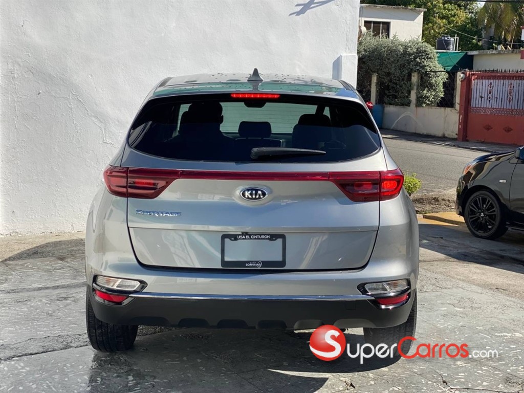 2021 Kia Sportage LX — foto 6 / 12