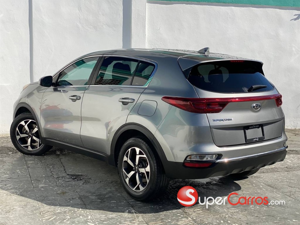 2021 Kia Sportage LX — foto 10 / 12