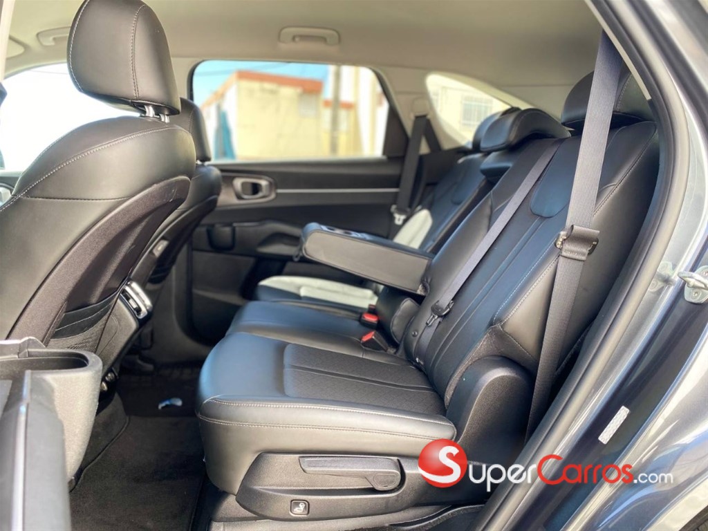 2021 Kia Sorento S — foto 5 / 12