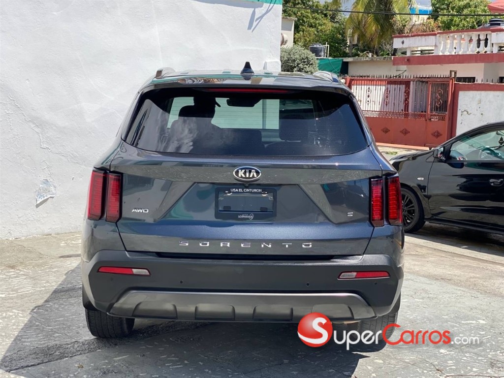 2021 Kia Sorento S — foto 8 / 12
