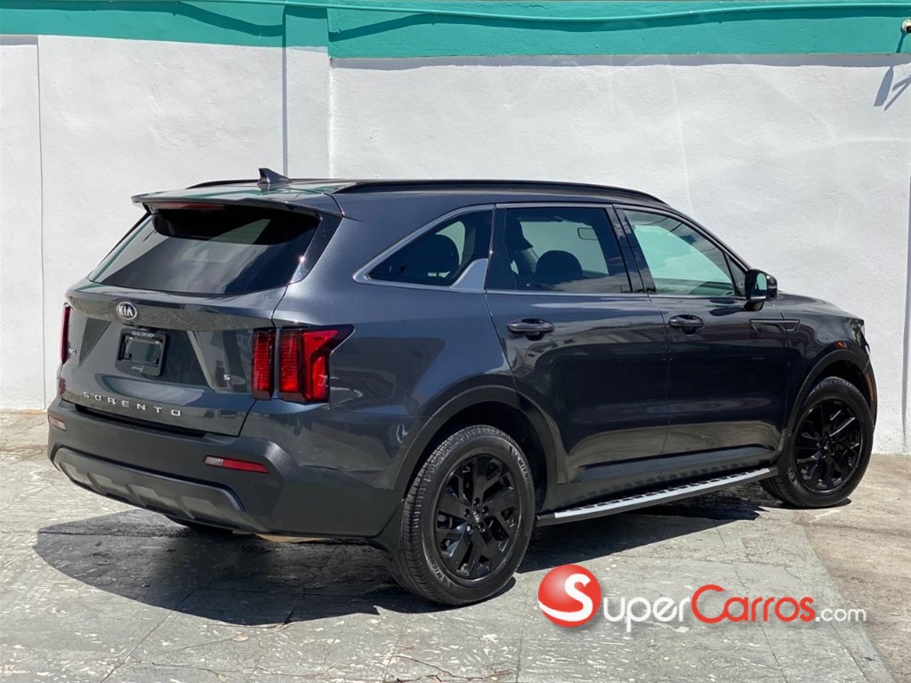 2021 Kia Sorento S — foto 9 / 12
