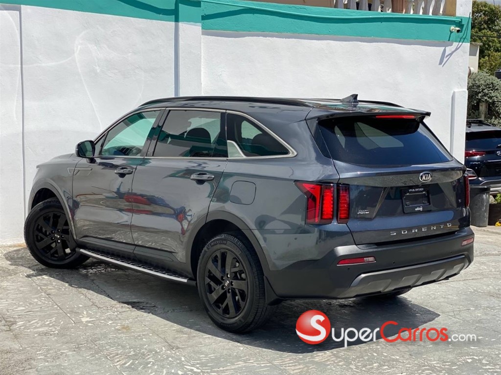2021 Kia Sorento S — foto 10 / 12