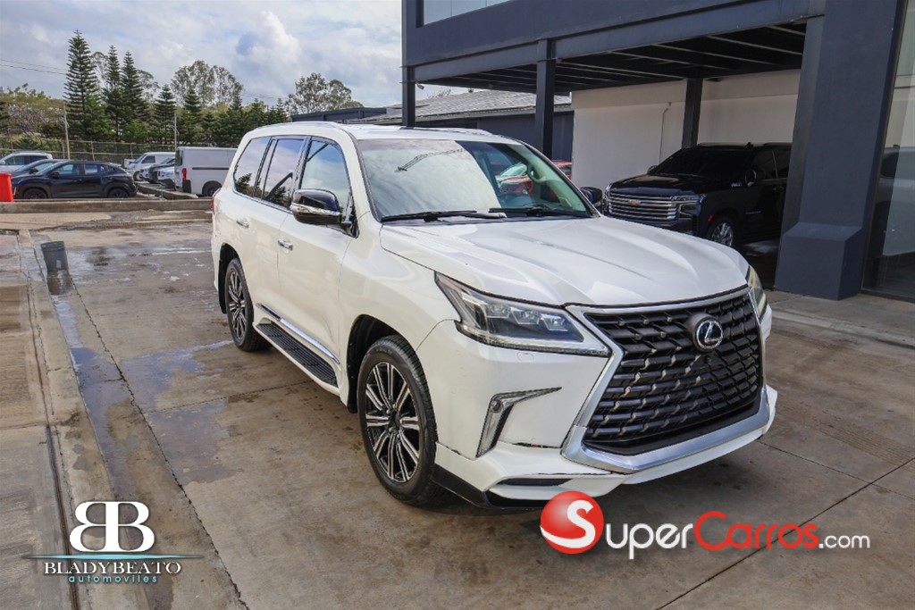 2016 Lexus LX 570 — foto 12 / 12