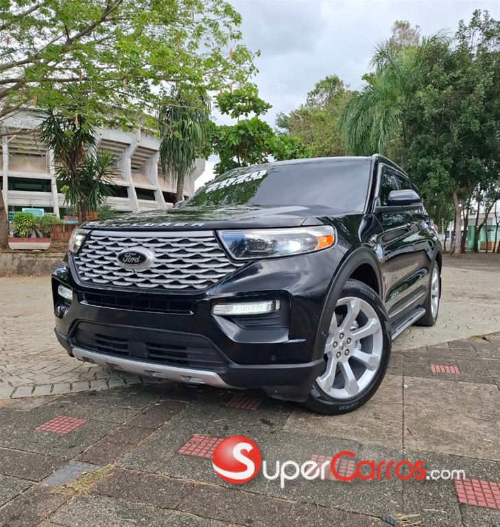 2020 Ford Explorer Platinum — foto 2 / 12