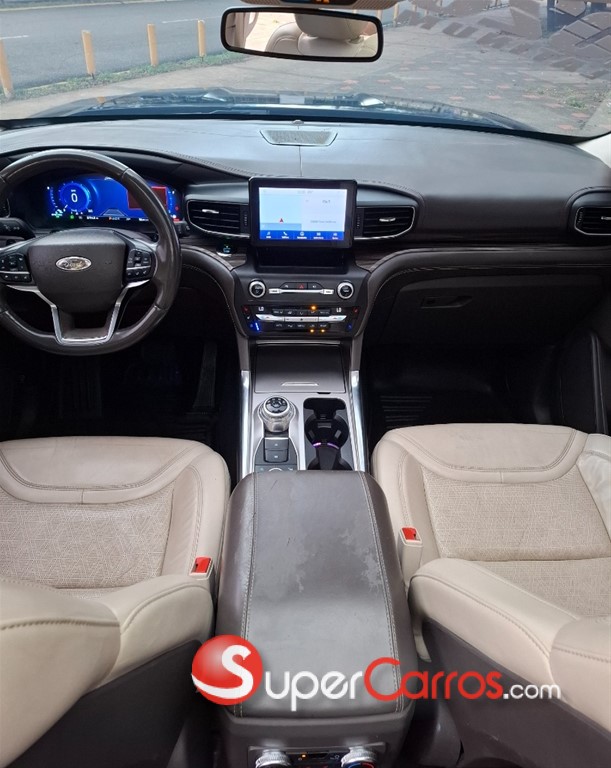 2020 Ford Explorer Platinum — foto 11 / 12