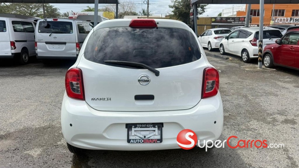 2021 Nissan March — foto 4 / 12