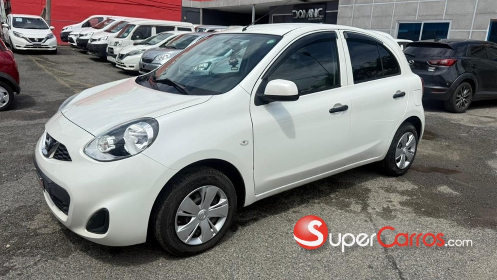 2021 Nissan March — foto 10 / 12