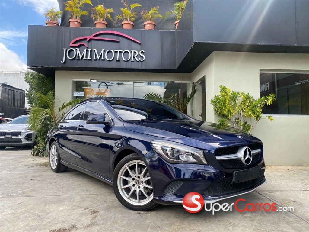 2018 Mercedes-Benz Clase CLA 180 — foto 3 / 12