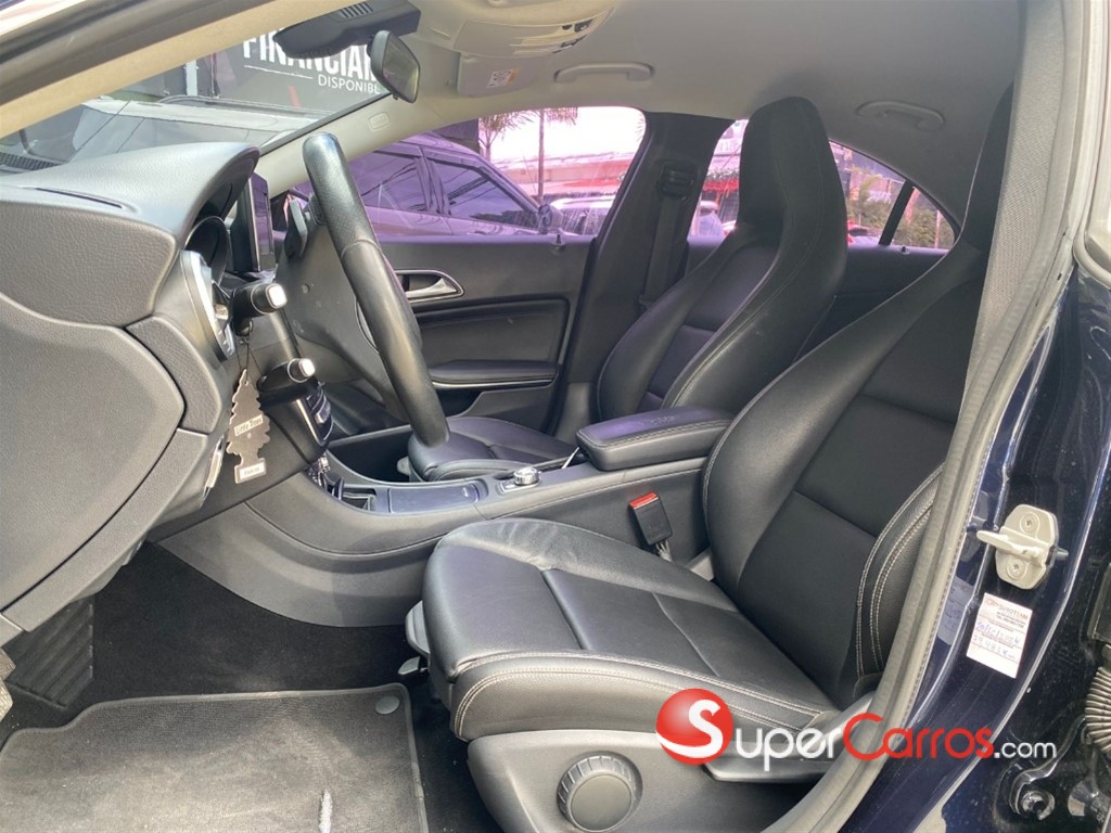2018 Mercedes-Benz Clase CLA 180 — foto 10 / 12