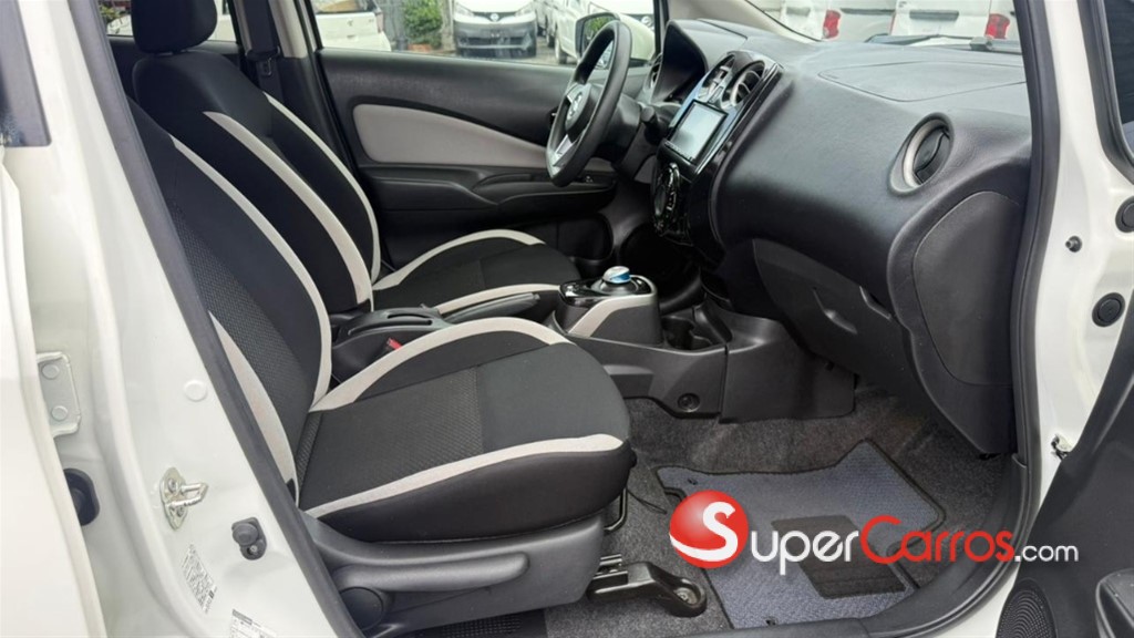 2020 Nissan Note E-Power — foto 6 / 12