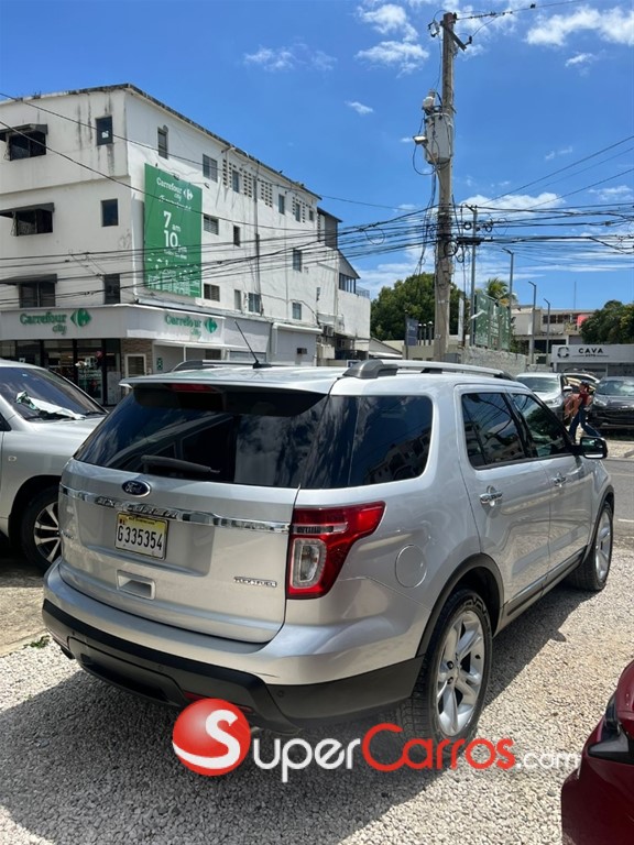 2015 Ford Explorer Limited — foto 7 / 12