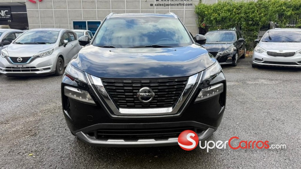 2021 Nissan Rogue SV — foto 2 / 12