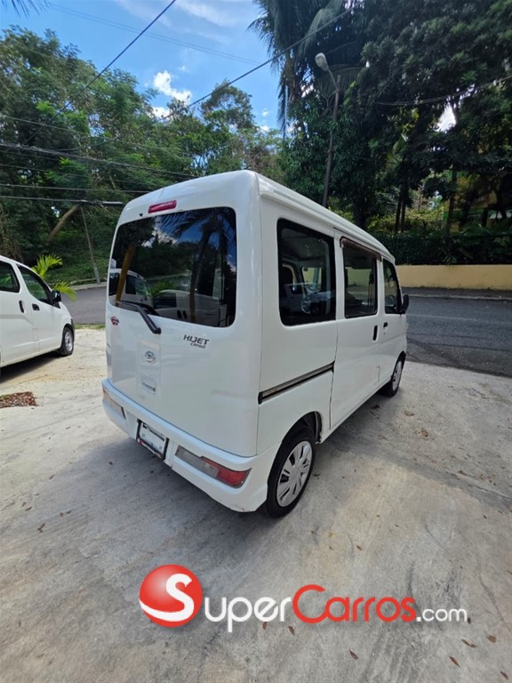 2018 Daihatsu Hijet — foto 7 / 11
