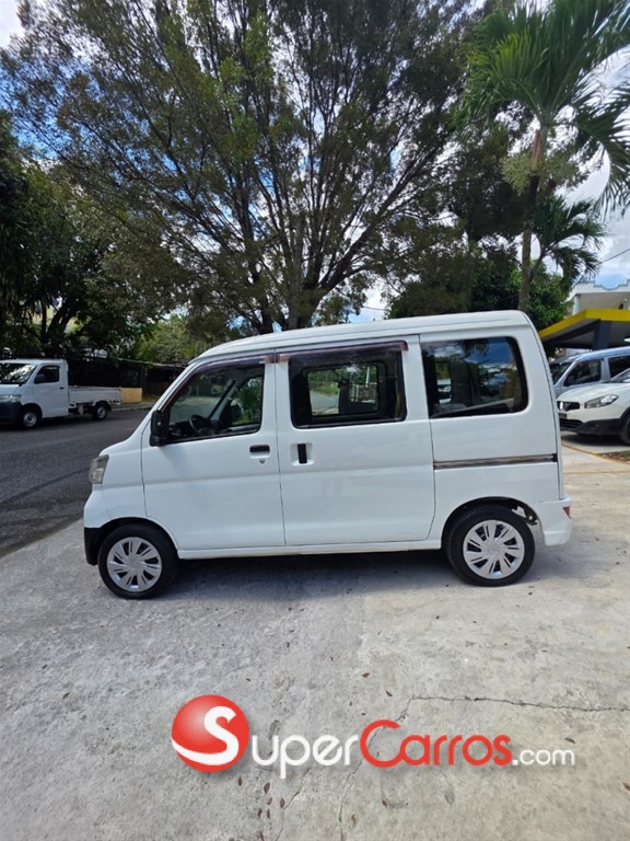 2018 Daihatsu Hijet — foto 9 / 11