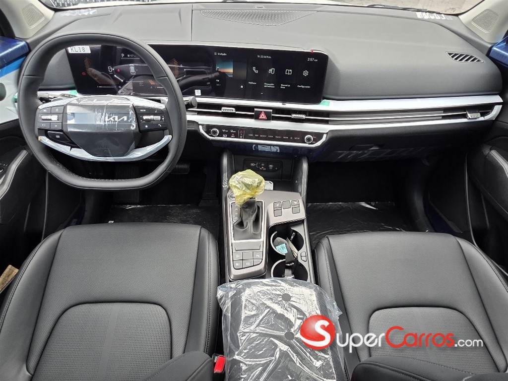 2027 Kia Sportage Luxury — foto 7 / 12