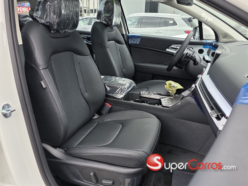 2027 Kia Sportage Luxury — foto 10 / 12