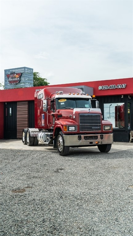 2015 Mack CH