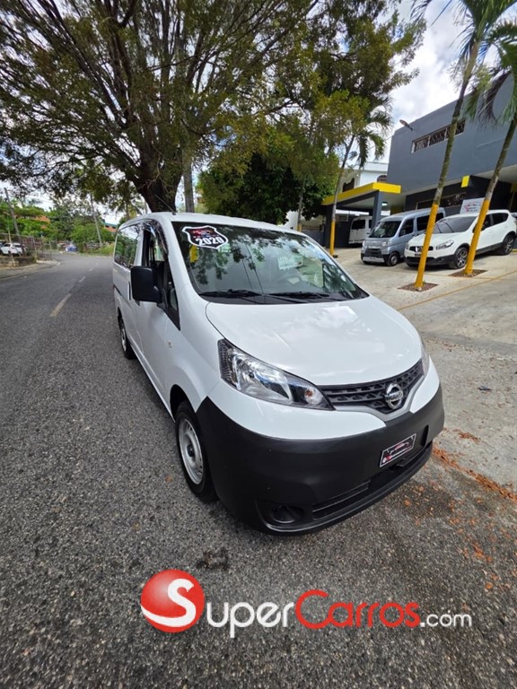 2020 Nissan NV 200