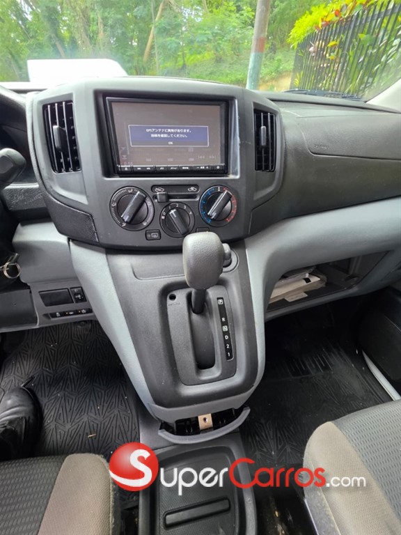 2020 Nissan NV 200 — foto 5 / 10