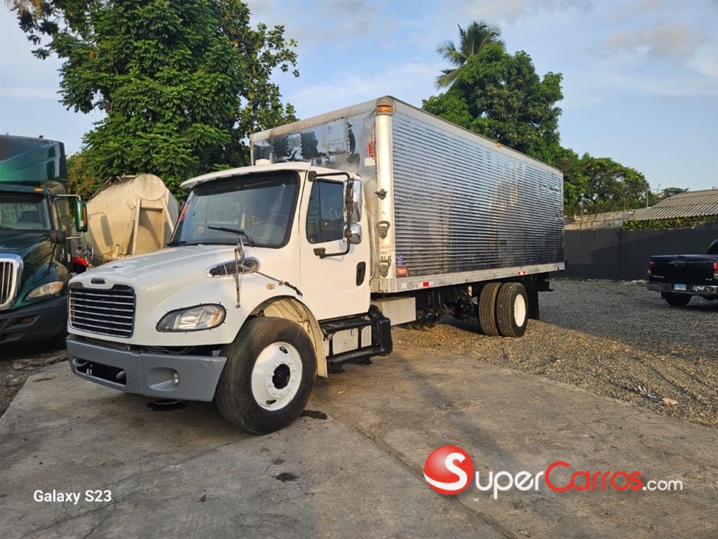 2013 Freightliner M2 — foto 2 / 12