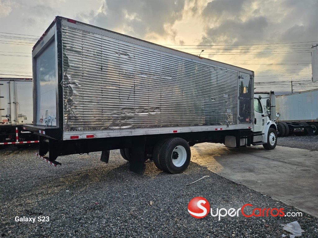 2013 Freightliner M2 — foto 8 / 12
