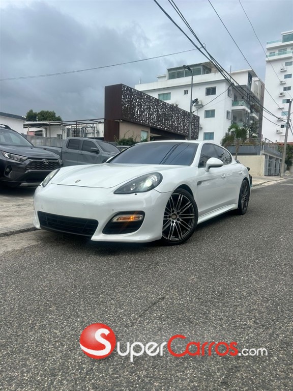2013 Porsche Panamera GTS