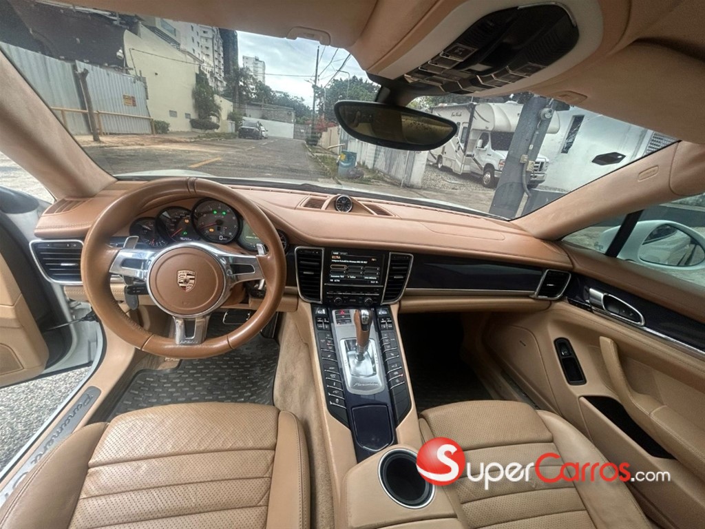 2013 Porsche Panamera GTS — foto 9 / 11