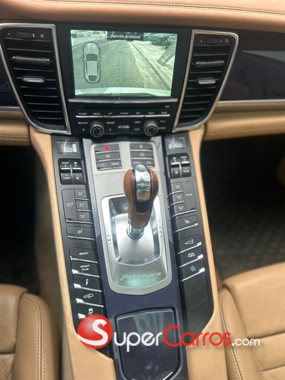 2013 Porsche Panamera GTS — foto 10 / 11