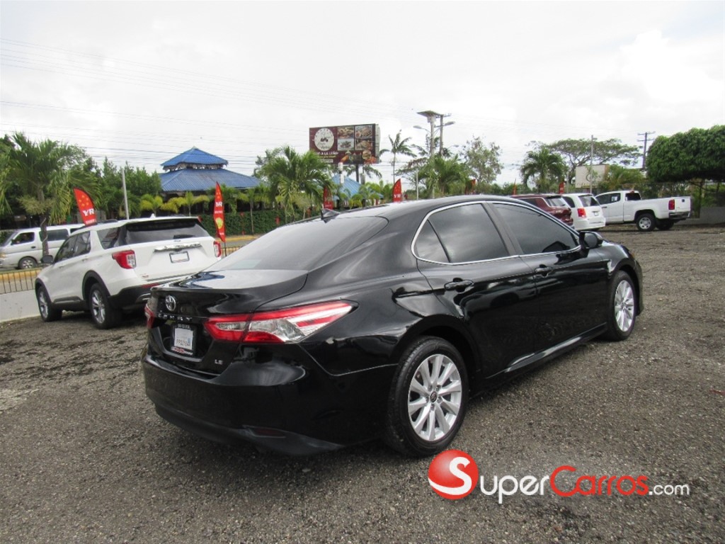 2020 Toyota Camry LE — foto 3 / 12
