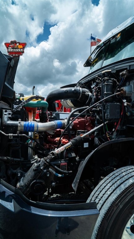 2019 Mack Anthem — foto 4 / 11