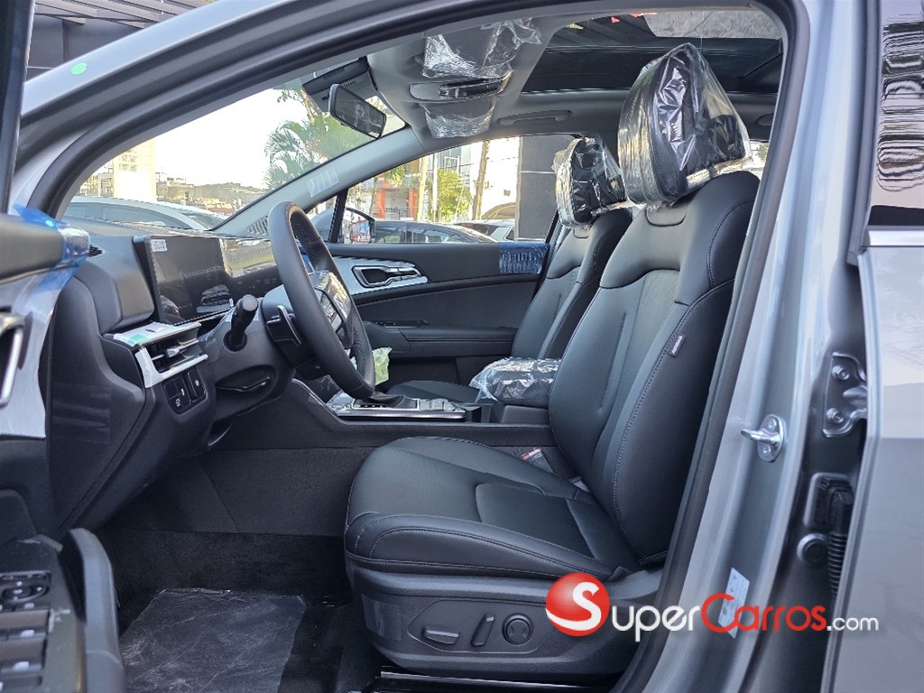 2027 Kia Sportage Luxury — foto 8 / 12