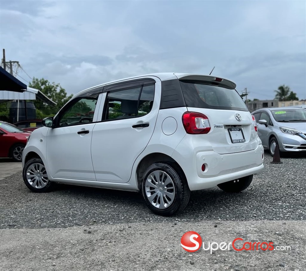 2020 Toyota Passo — foto 3 / 9