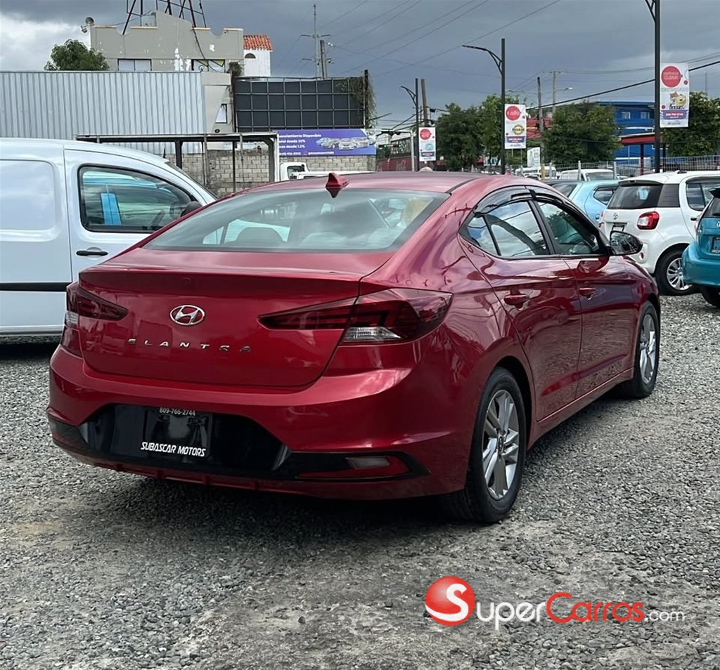 2020 Hyundai Elantra SEL — foto 3 / 10